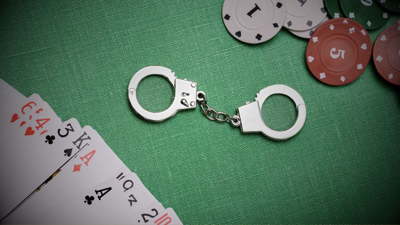 poker crime.jpg